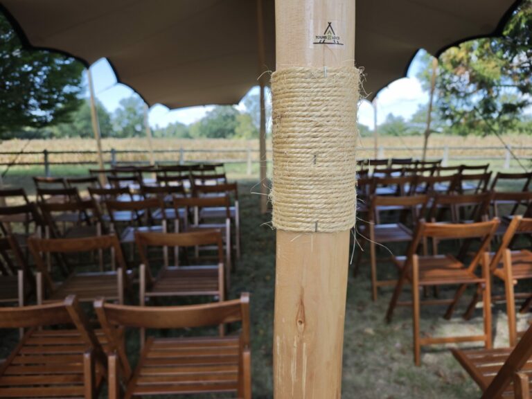 Ceremonie sous tente